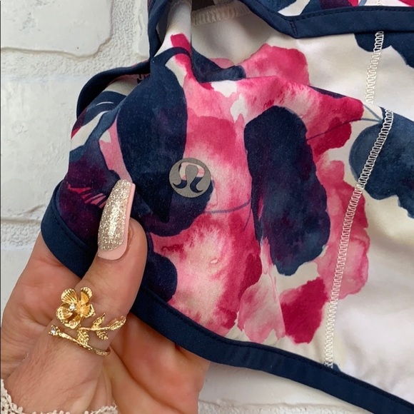 🍋Lululemon Speed Short! - Picture 3 of 8